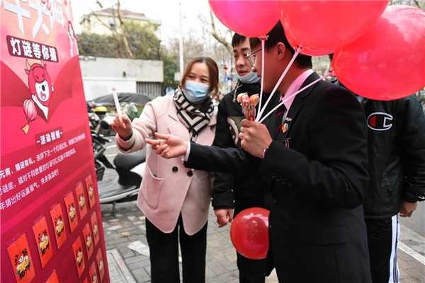 南京德佑舉辦社區小“腰”精活動，帶動居民動腦健身
